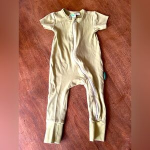 PARADE organic signature print “2 way” zip romper short sleeved